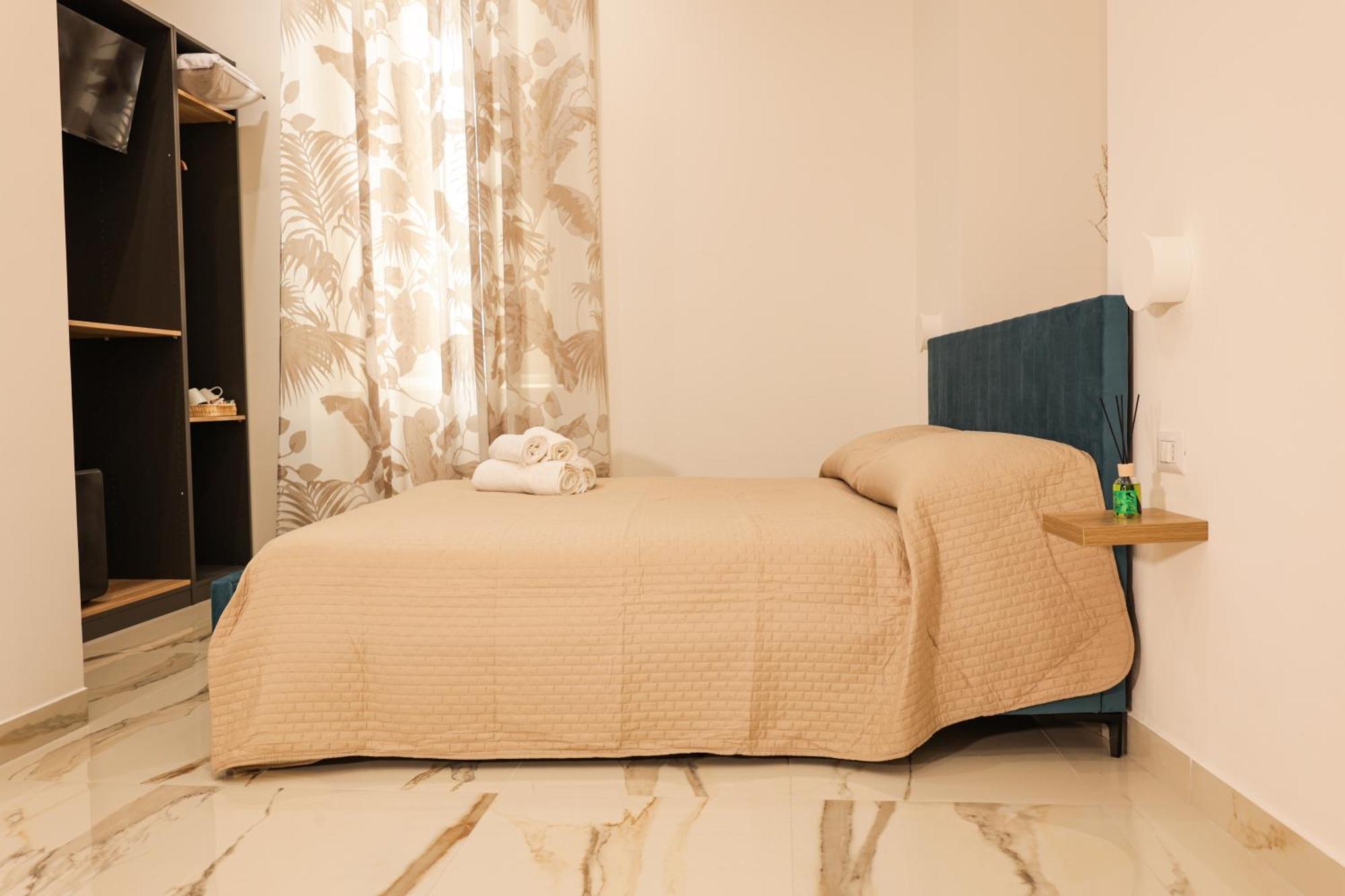 Napoli Station Rooms Ngoại thất bức ảnh