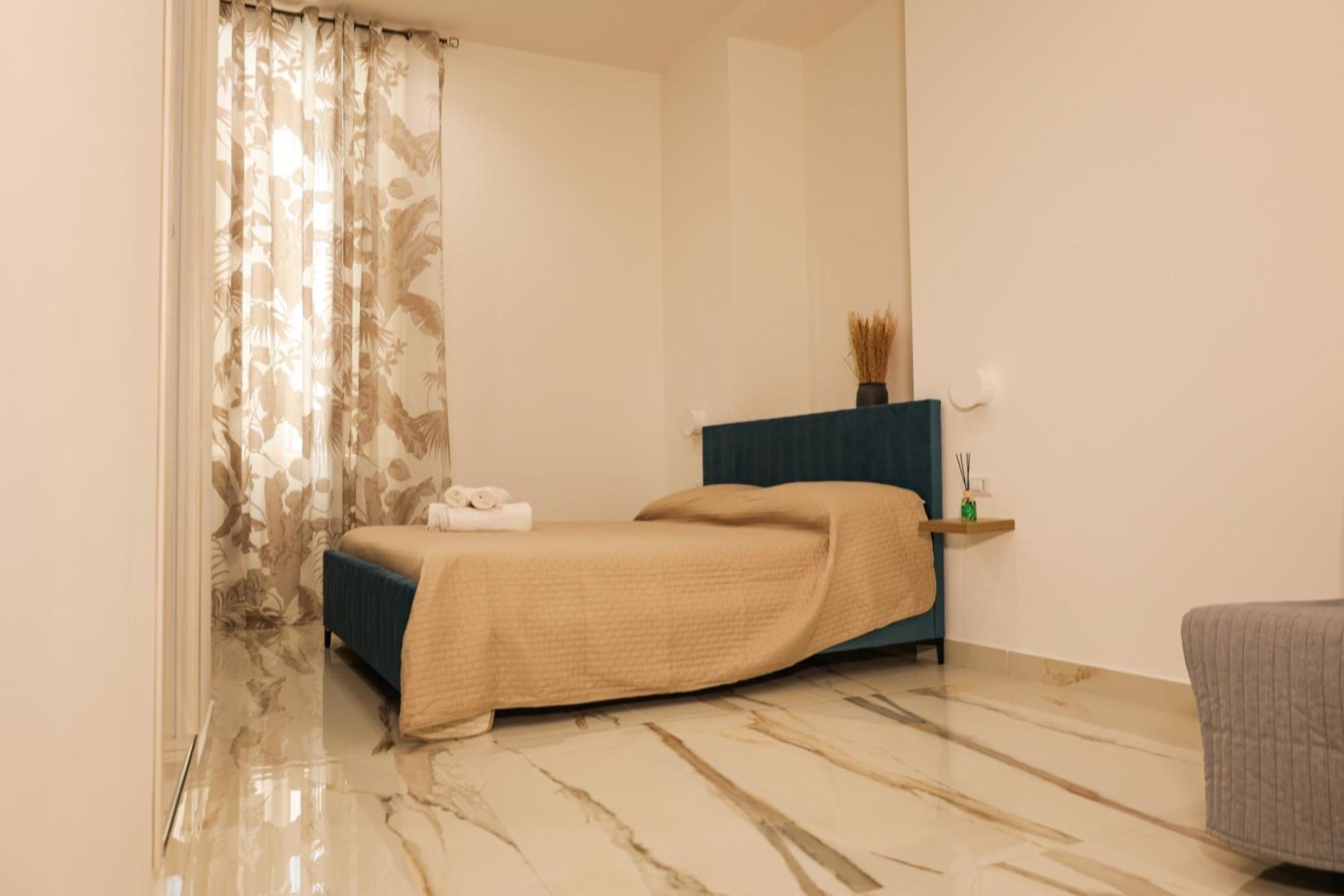 Napoli Station Rooms Ngoại thất bức ảnh
